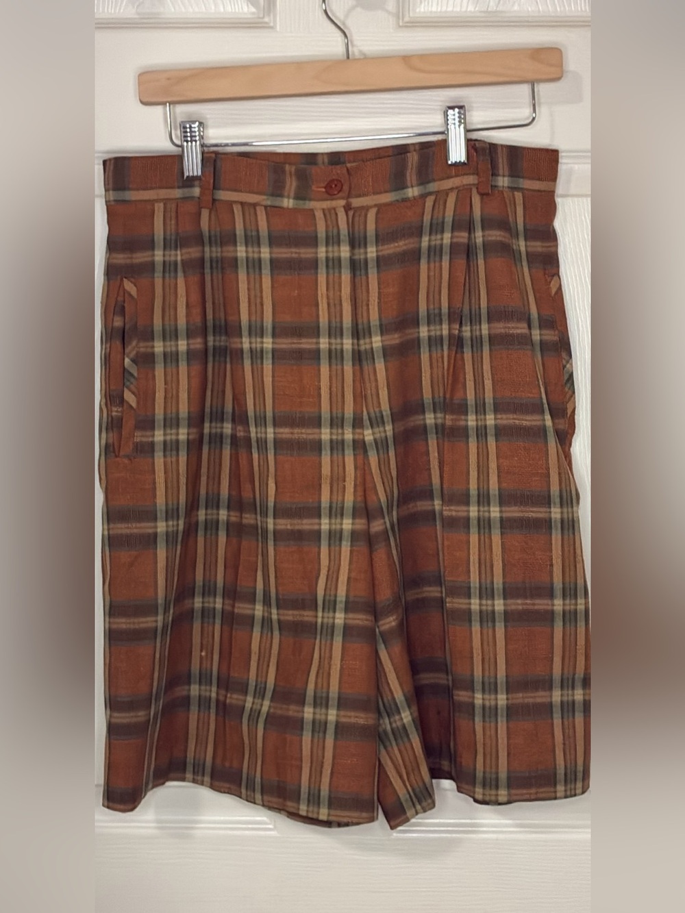 Plaid Midi Shorts in Rust and Tan